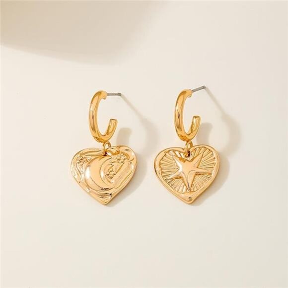 18K Gold-Plated Heart Earrings - Picture 4 of 5